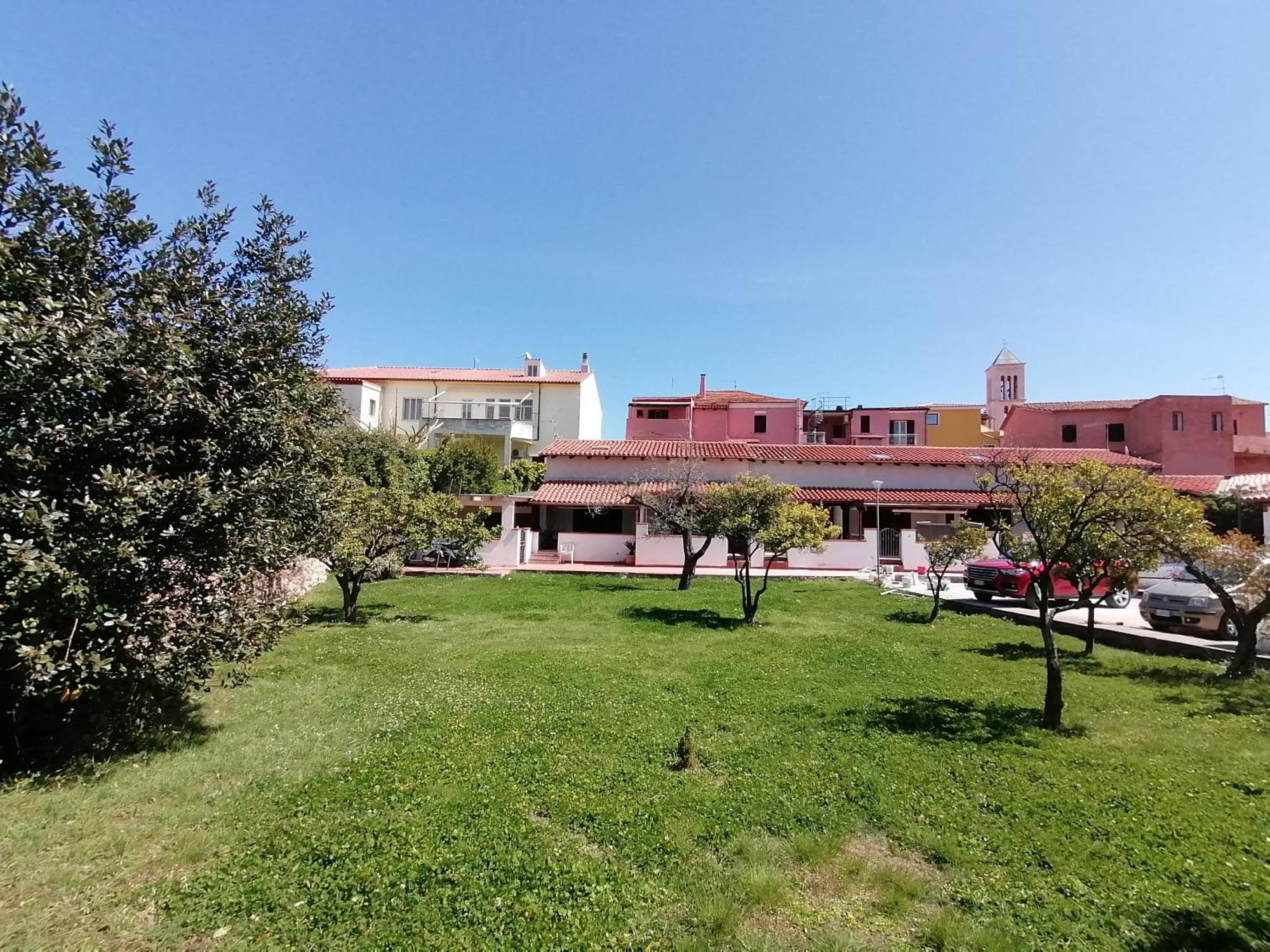 Appartamento Centralissimo In San Teodoro San Teodoro  Exterior foto